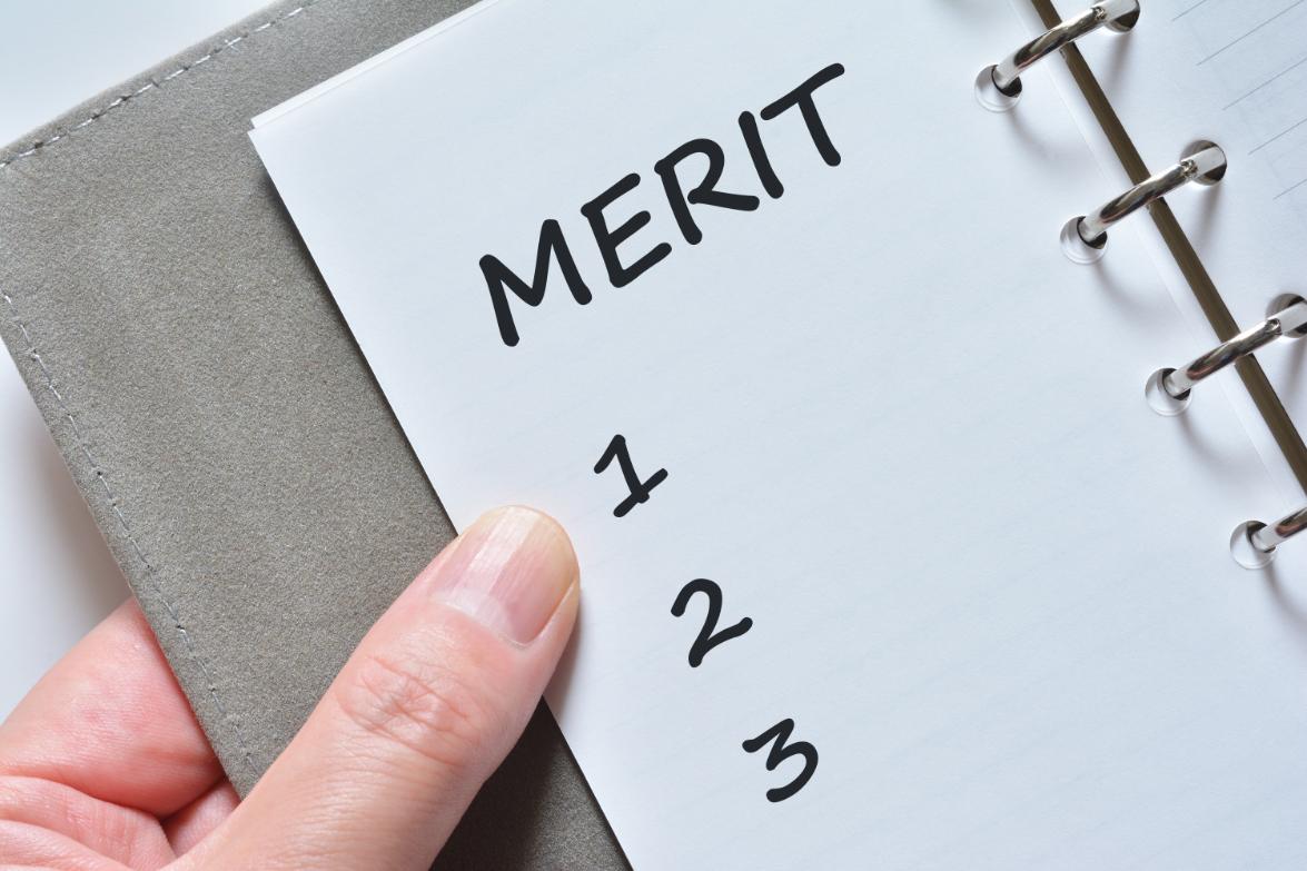 外国人労働者を雇うには？雇用する手順やメリットを解説！2
