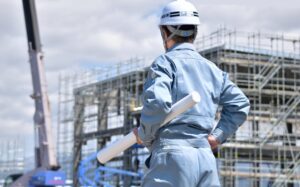 建設業で外国人を雇用するには？必要な在留資格や書類について解説①